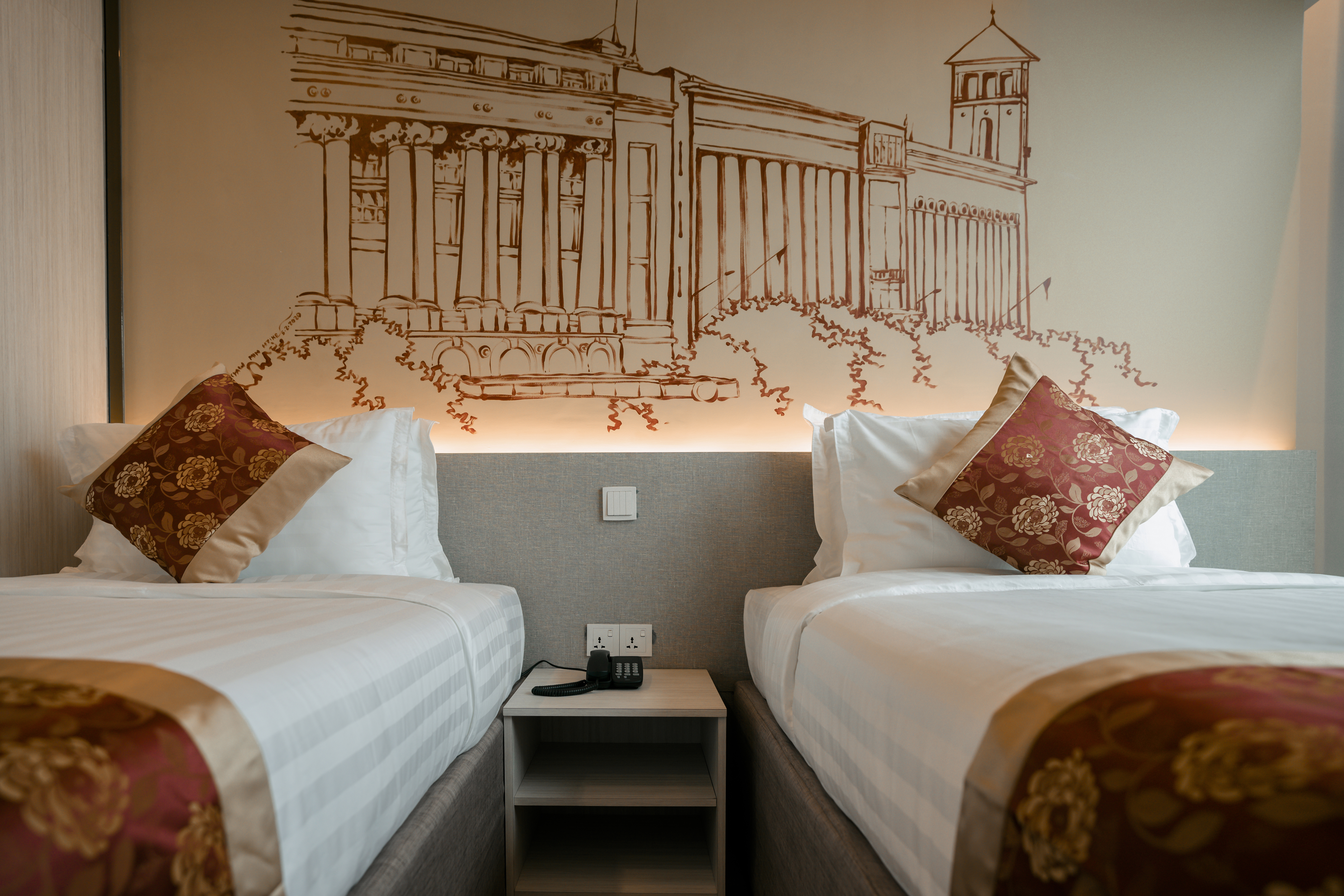 Super Deluxe Twin Room City View detail
