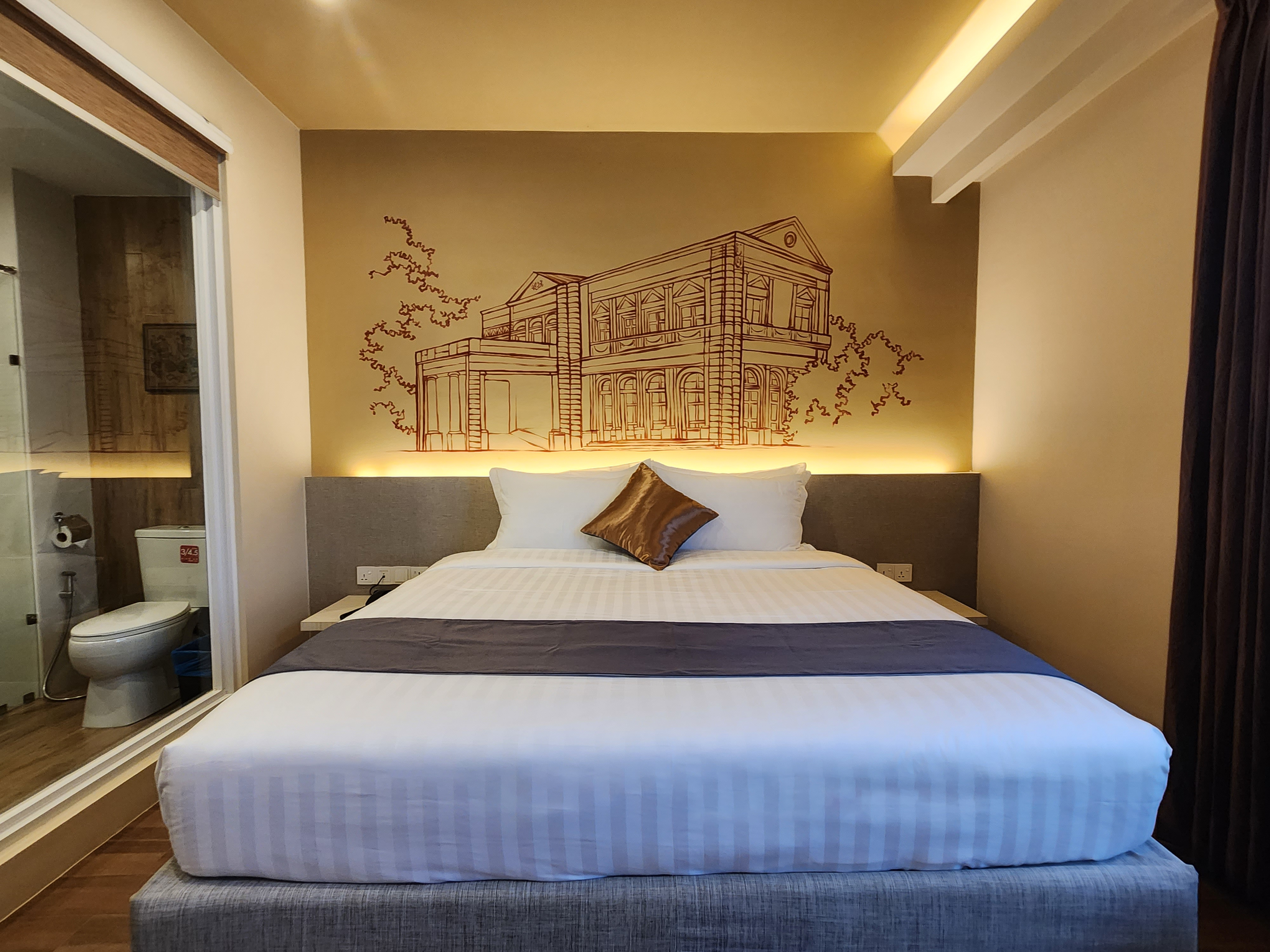 Deluxe Double Room River View detail